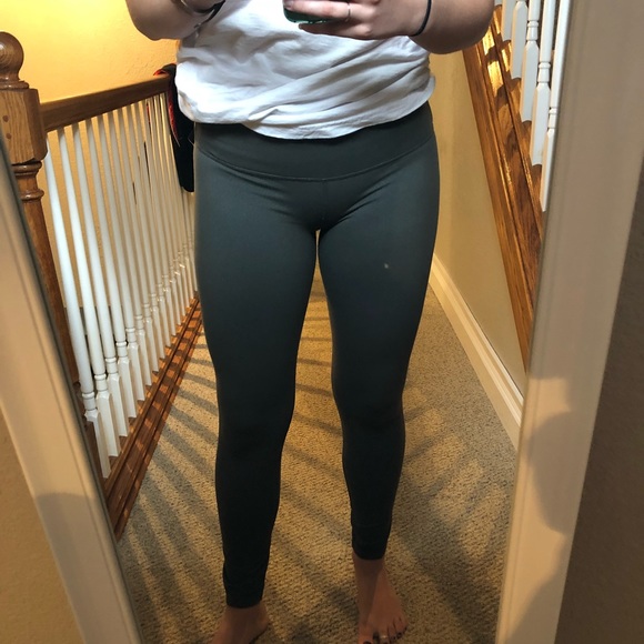 Lululemon Wunder Under size 6 - Picture 7 of 8